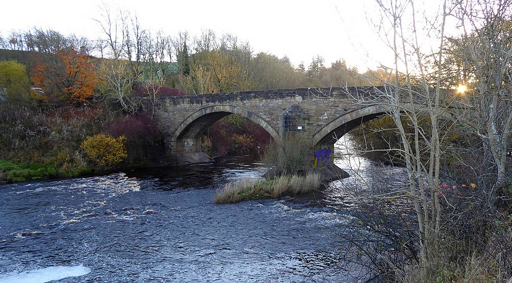 Linthaugh Bridge on the Avon Water.